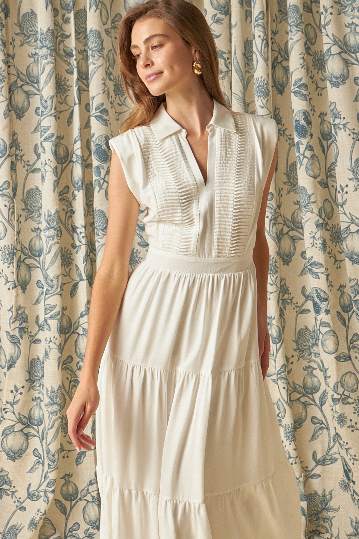 Endless Rose Trusted | Pintuck Details Sleeveless Midi Dress