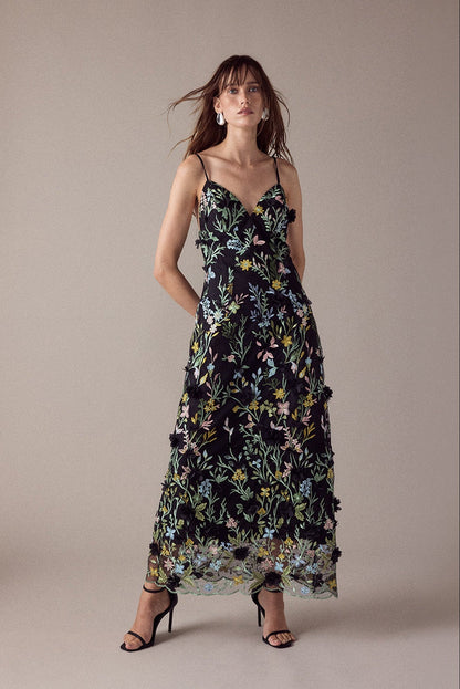Endless Rose Popular | 3D Floral Embroidered Slim Fit Midi Dress