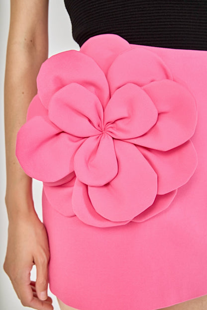 Endless Rose Exclusive | Flower Applique Low-Waisted Mini Skirt