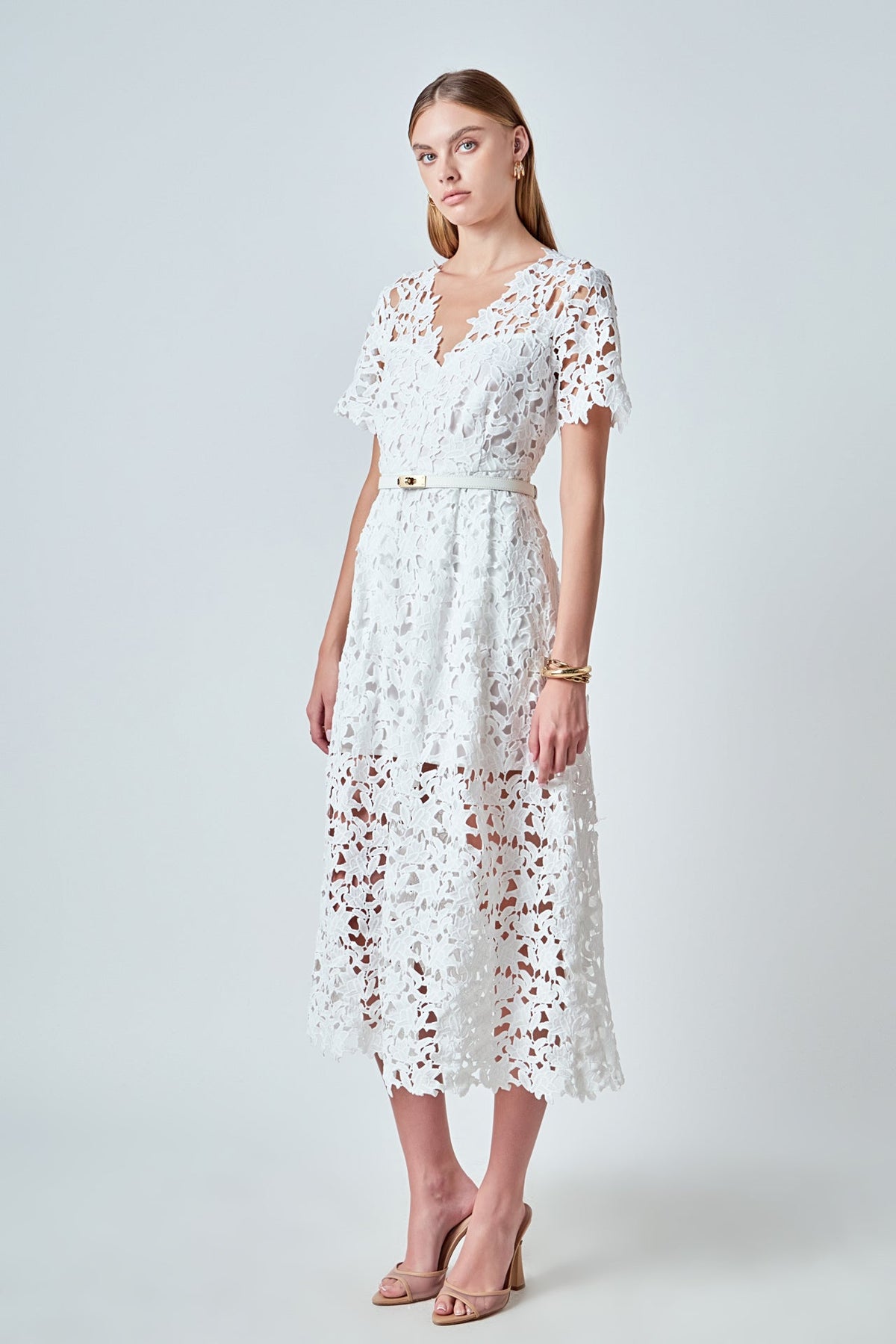 Endless Rose Trusted | All Over Lace Short Sleeves Midi Dress