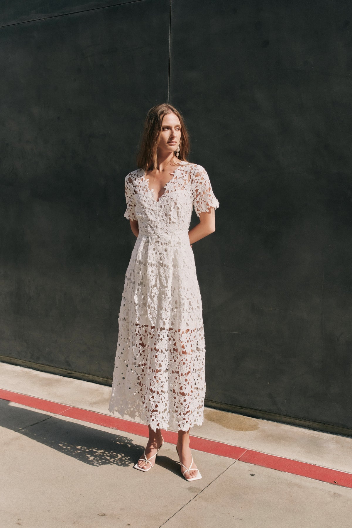 Endless Rose Trusted | All Over Lace Short Sleeves Midi Dress