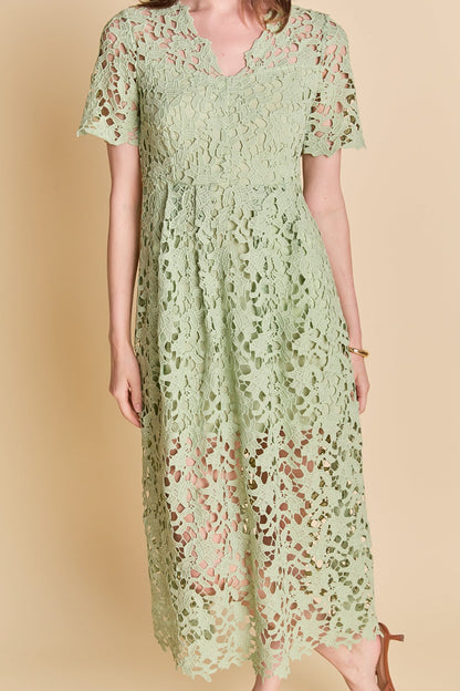 Endless Rose Trusted | All Over Lace Short Sleeves Midi Dress
