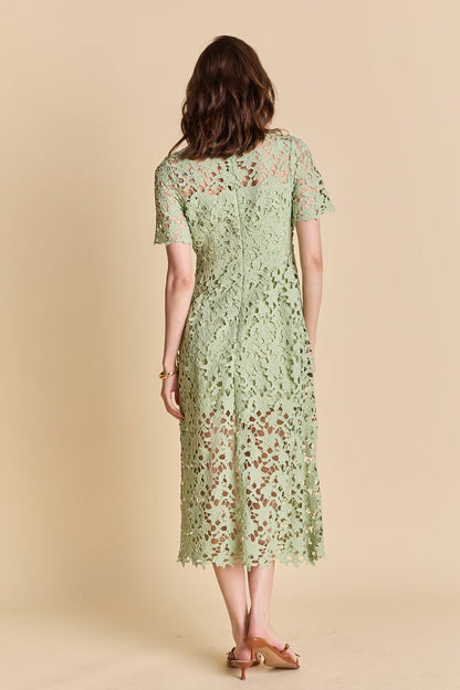 Endless Rose Trusted | All Over Lace Short Sleeves Midi Dress