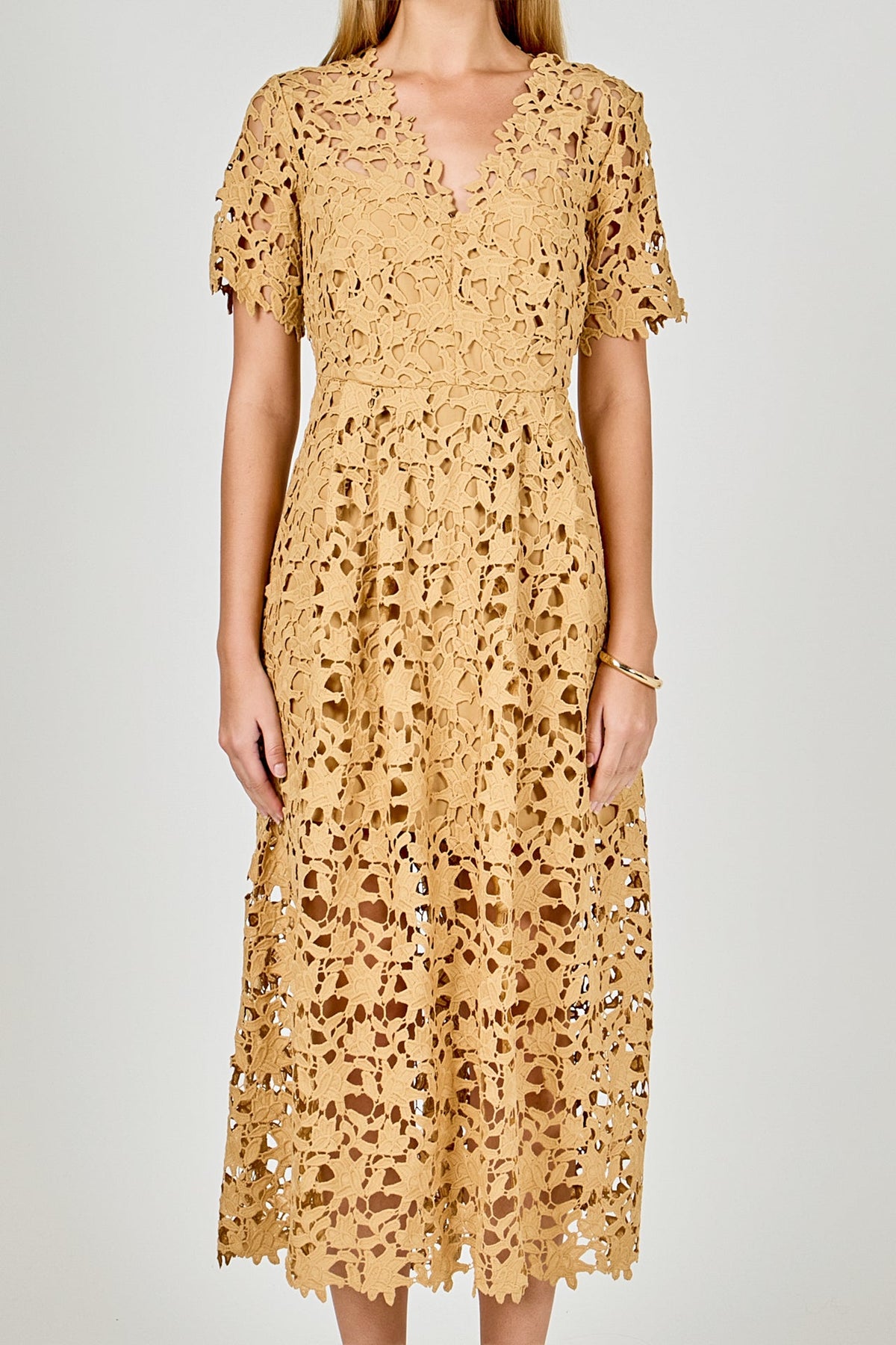 Endless Rose Trusted | All Over Lace Short Sleeves Midi Dress