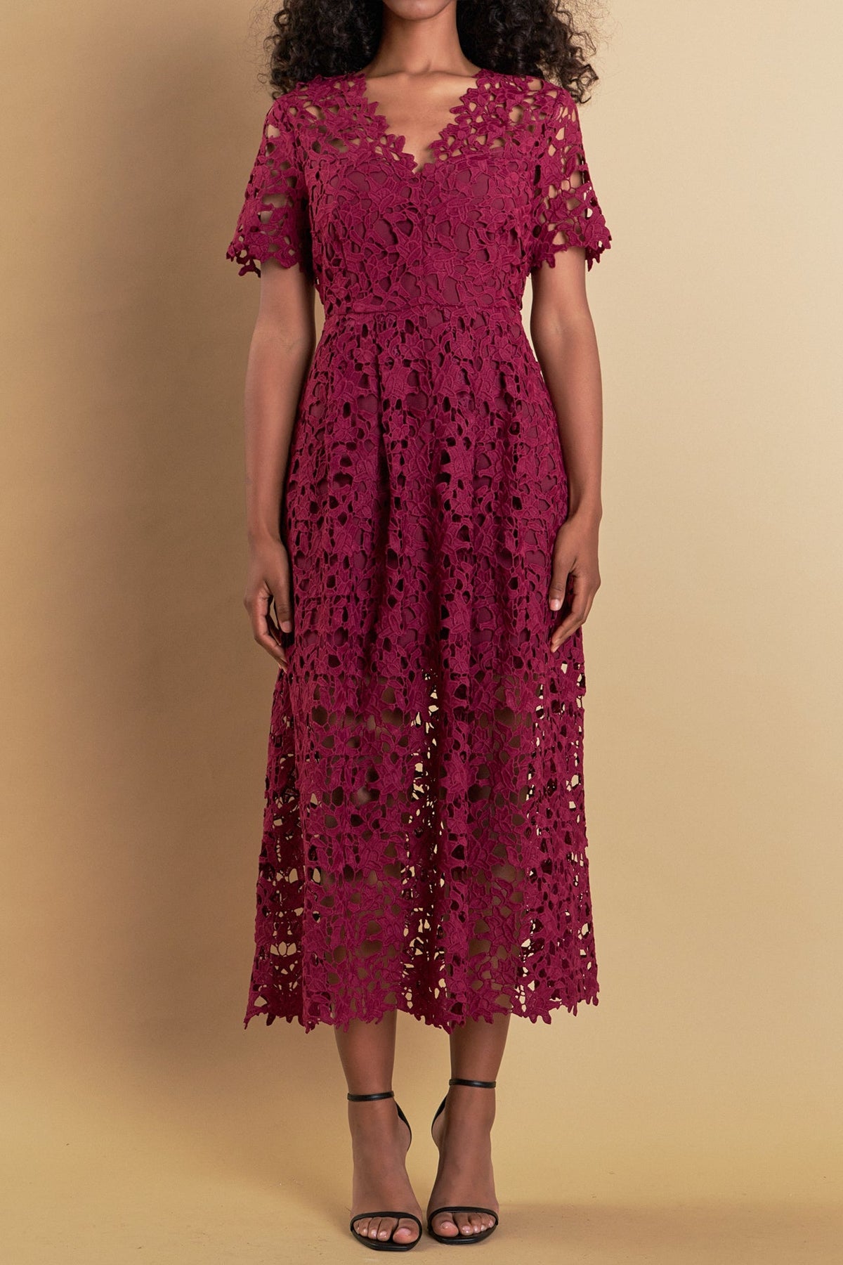 Endless Rose Trusted | All Over Lace Short Sleeves Midi Dress