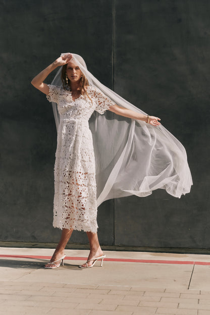 Endless Rose Trusted | All Over Lace Short Sleeves Midi Dress