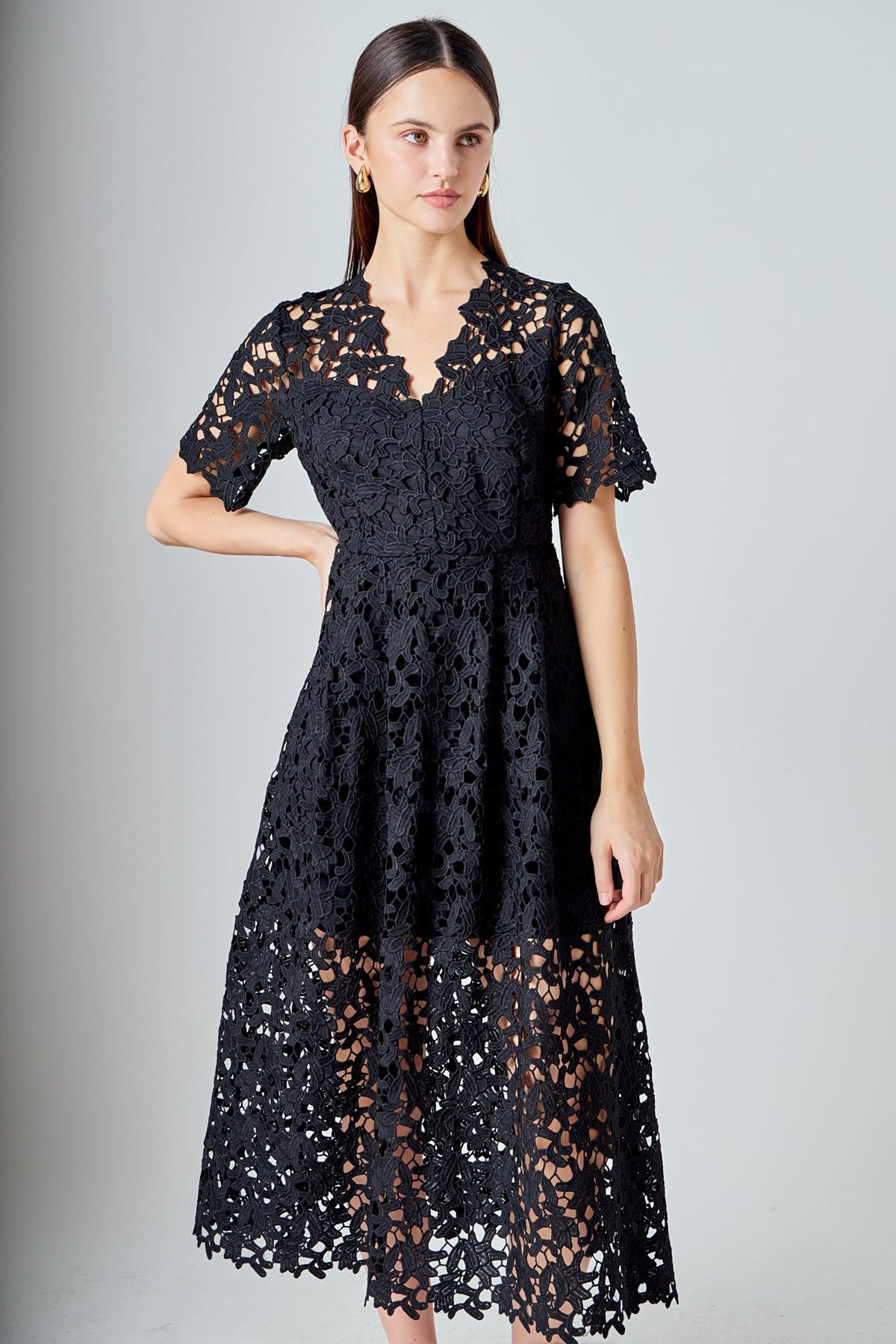 Endless Rose Trusted | All Over Lace Short Sleeves Midi Dress