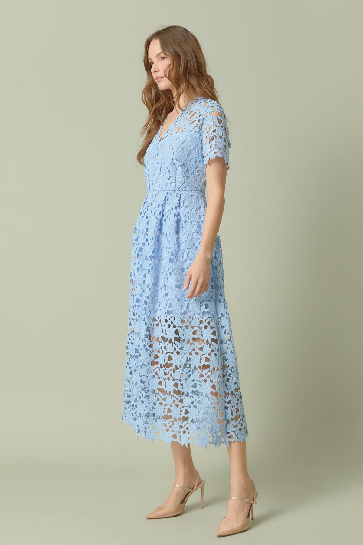 Endless Rose Trusted | All Over Lace Short Sleeves Midi Dress