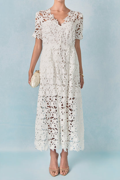 Endless Rose Trusted | All Over Lace Short Sleeves Midi Dress
