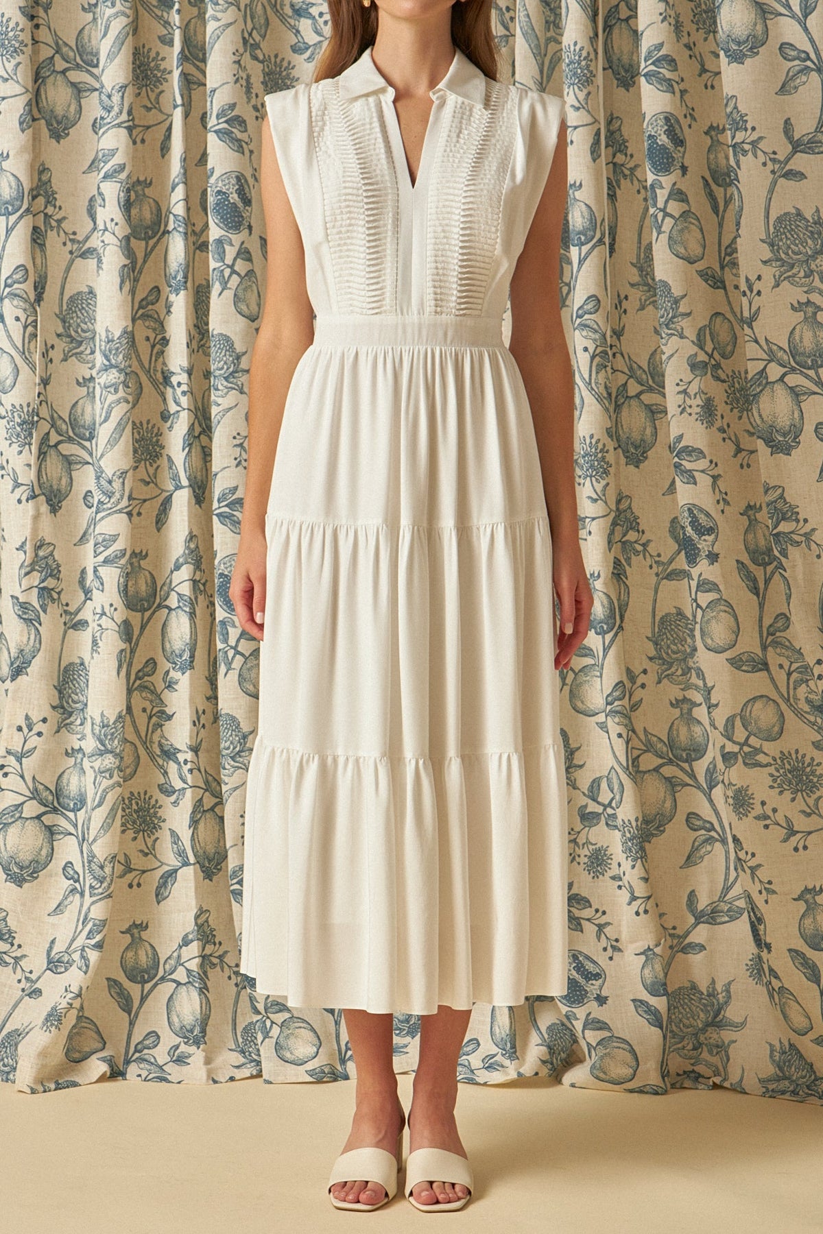 Endless Rose Trusted | Pintuck Details Sleeveless Midi Dress