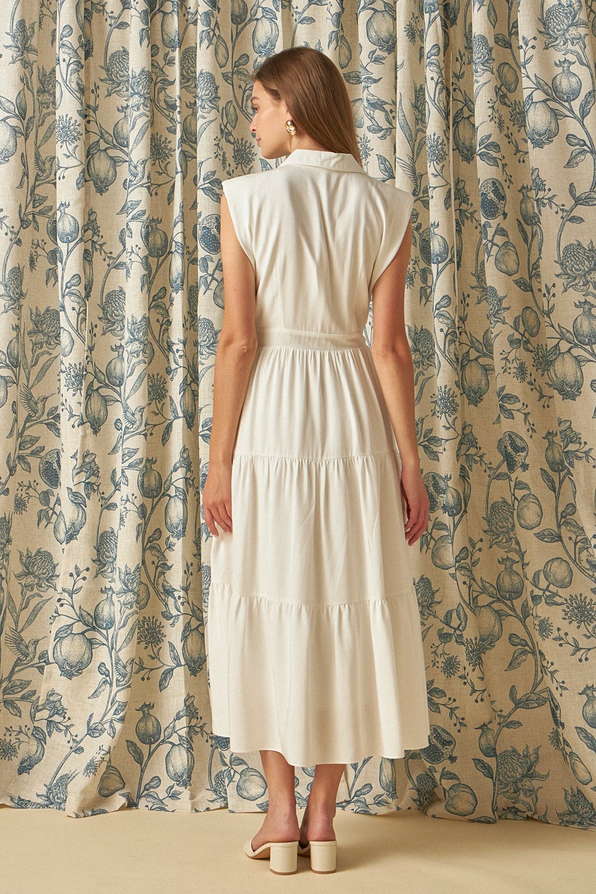 Endless Rose Trusted | Pintuck Details Sleeveless Midi Dress