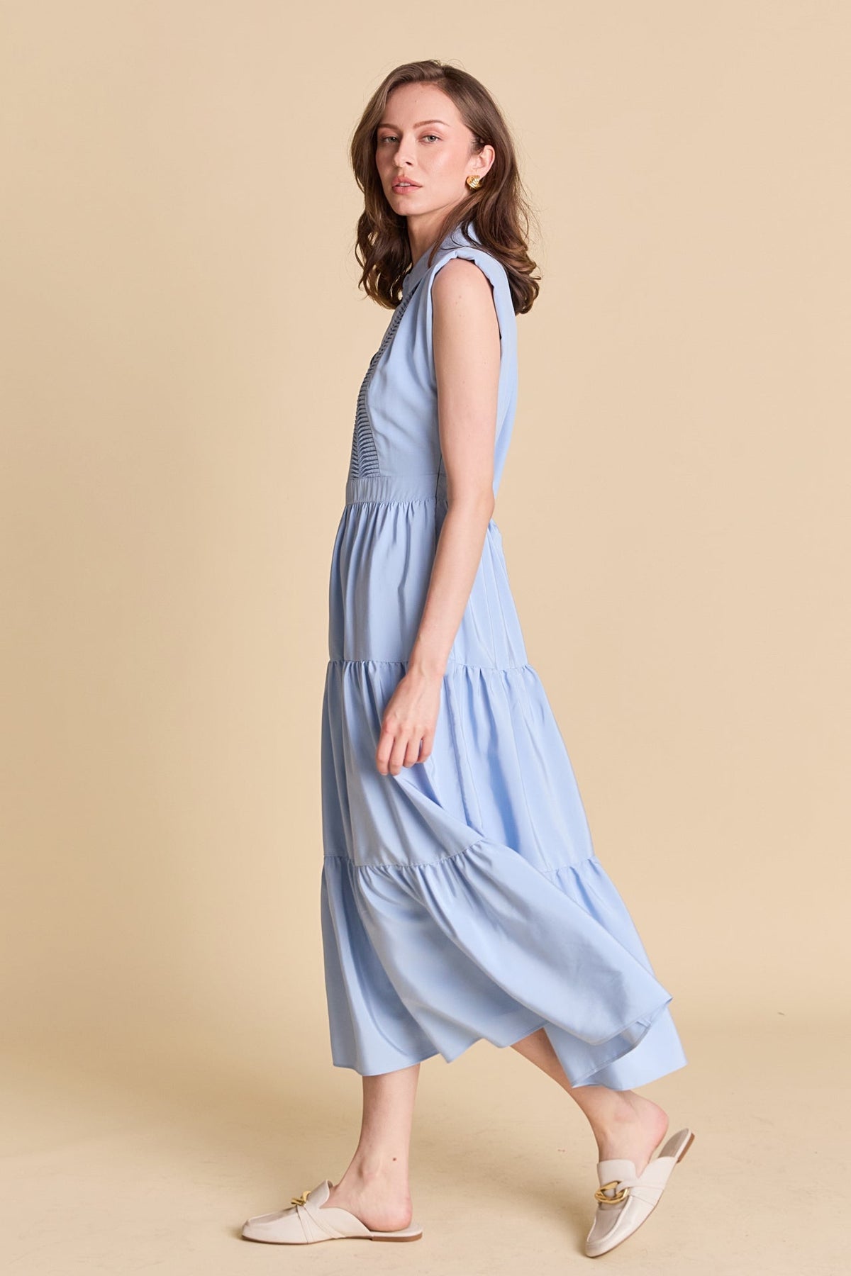 Endless Rose Trusted | Pintuck Details Sleeveless Midi Dress