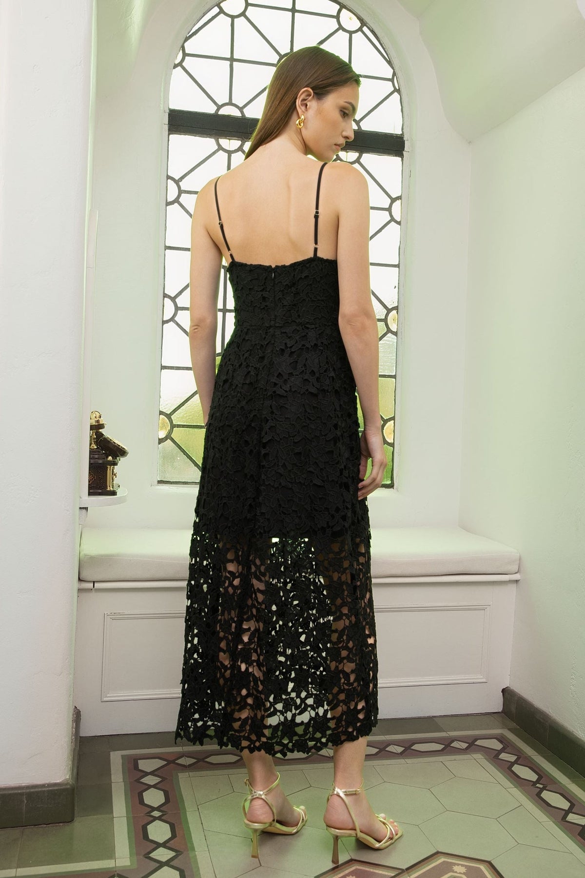 Endless Rose New | Lace Midi Dress