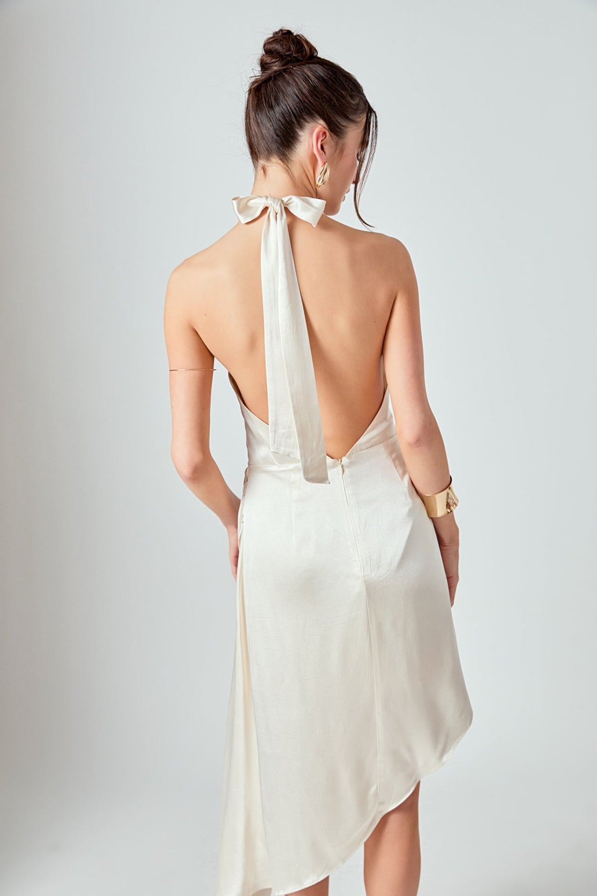 Endless Rose Premium | Halter Neck Asymmetric Satin Dress