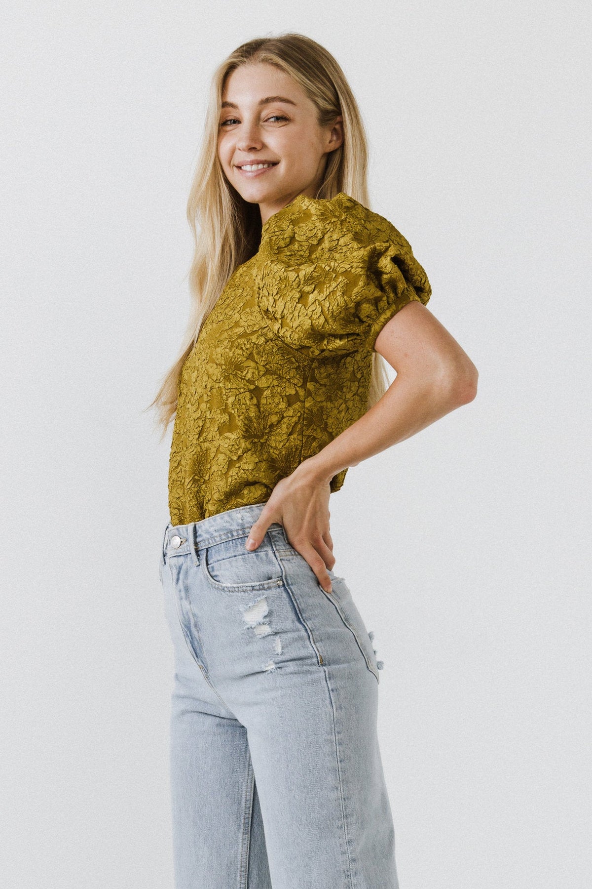 Endless Rose New | Floral Jacquard Puff Sleeve Top